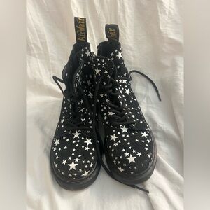 Dr. Martens 1460 Black and White Star print suede boots size 13 little girls.